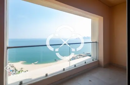 Apartment - 2 Bedrooms - 4 Bathrooms for rent in Viva West - Viva Bahriyah - The Pearl Island - Doha