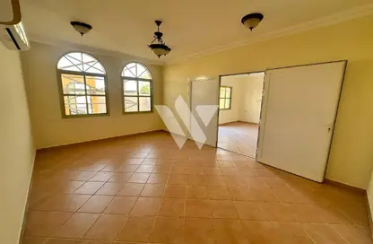 Villa - 5 Bedrooms - 5 Bathrooms for rent in Ain Khaled Villas - Ain Khaled - Doha Villa - 5 Bedrooms - 5 Bathrooms for rent in Ain Khaled Villas - Ain Khaled - Doha