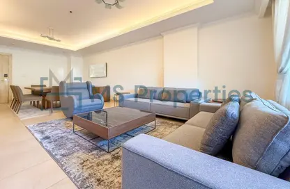 Apartment - 2 Bedrooms - 3 Bathrooms for rent in West Porto Drive - Porto Arabia - The Pearl Island - Doha