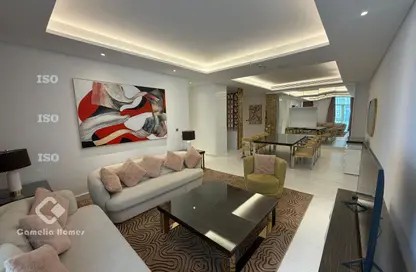 Apartment - 3 Bedrooms - 4 Bathrooms for rent in Floresta Gardens - Floresta Gardens - The Pearl Island - Doha