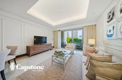 Apartment - 1 Bedroom - 2 Bathrooms for rent in The St. Regis Marsa Arabia Island - Marsa Arabia - The Pearl Island - Doha