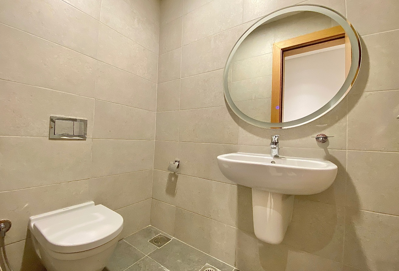 Luxury 2BHK + Maid | Sea View | Double Balcony thumbnail 13