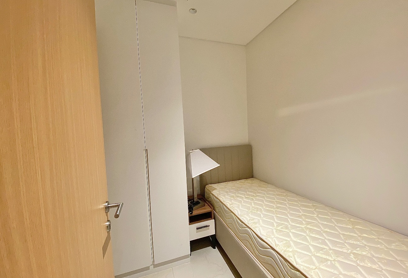 Luxury 2BHK + Maid | Sea View | Double Balcony thumbnail 10