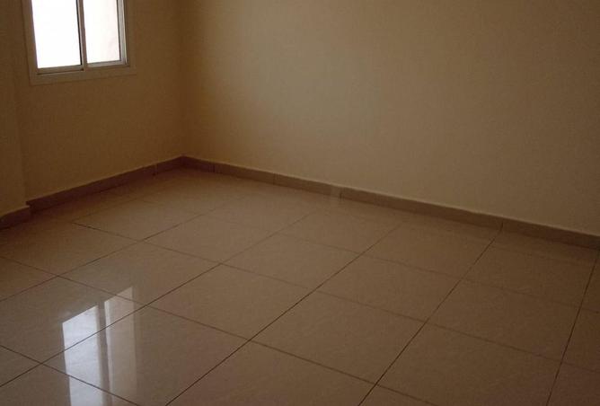 1010835 - Property Image 2