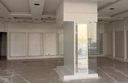 Shop - Studio - 1 Bathroom for rent in Fereej Bin Mahmoud - Doha