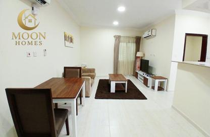 Apartment - 1 Bedroom - 1 Bathroom for rent in Umm Ghuwailina 4 - Umm Ghuwailina - Doha