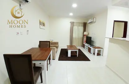 Apartment - 1 Bedroom - 1 Bathroom for rent in Umm Ghuwailina 4 - Umm Ghuwailina - Doha