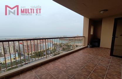 Apartment - 2 Bedrooms - 3 Bathrooms for rent in East Porto Drive - Porto Arabia - The Pearl Island - Doha