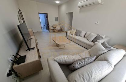 Apartment - 3 Bedrooms - 3 Bathrooms for rent in Anas Street - Fereej Bin Mahmoud North - Fereej Bin Mahmoud - Doha