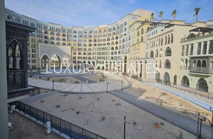Apartment - Studio - 1 Bathroom for sale in Viva Central - Viva Bahriyah - The Pearl Island - Doha Apartment - Studio - 1 Bathroom for sale in Viva Central - Viva Bahriyah - The Pearl Island - Doha