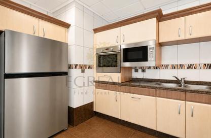 Apartment - 1 - 2 for rent in West Bay Tower - West Bay - West Bay - Doha