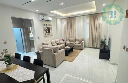 Apartment - 2 - 3 for rent in Ramada Commercial Building - Al Rawabi Street - Al Muntazah - Doha