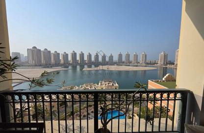 Apartment - 3 Bedrooms - 3 Bathrooms for sale in Viva West - Viva Bahriyah - The Pearl Island - Doha