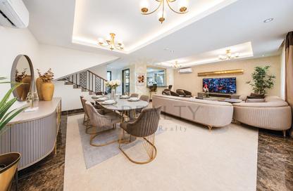 مجمع سكني - 5 غرف نوم - 4 حمامات للبيع في الوكرة - الوكرة - الوكرة - الوكرة