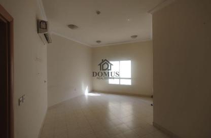 Apartment - 2 Bedrooms - 2 Bathrooms for rent in Hiteen Street - Al Muntazah - Doha