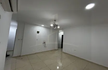 Apartment - 1 Bedroom - 1 Bathroom for rent in Muntazah 7 - Al Muntazah - Doha