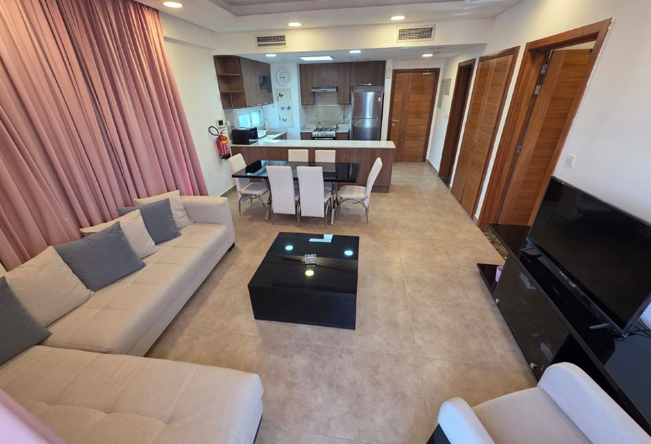 luxurious 1 BHK I FF I EXL I POOL & GYM I Balcony thumbnail 2