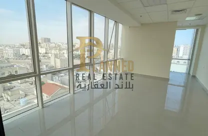 مساحات مكتبية - غرفة نوم - 2 حمامات للايجار في شارع المنتزه - المنتزه - الدوحة