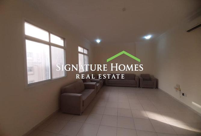 54689203 - Property Main Image