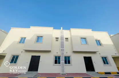 Villa - 6 Bedrooms - 6 Bathrooms for rent in Al Kheesa - Al Kheesa - Umm Salal Mohammed