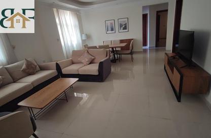 Apartment - 2 Bedrooms - 3 Bathrooms for rent in Al Sadd Road - Al Sadd - Doha