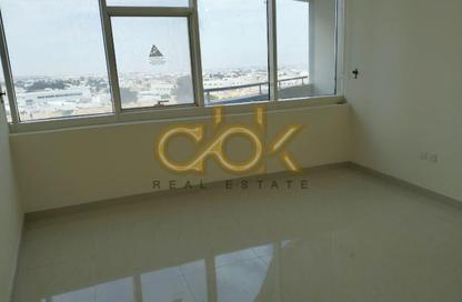 Apartment - 2 Bedrooms - 2 Bathrooms for rent in West Bay Tower - West Bay - West Bay - Doha