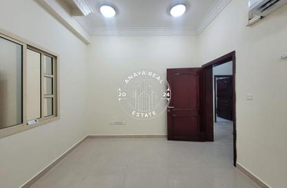 Apartment - 2 - 2 for rent in Al Mansoura - Al Mansoura - Doha