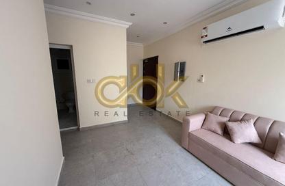 Apartment - 2 Bedrooms - 2 Bathrooms for rent in Fereej Bin Mahmoud North - Fereej Bin Mahmoud - Doha