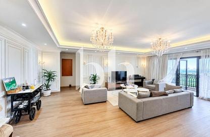 Apartment - 3 - 5 for sale in West Porto Drive - Porto Arabia - The Pearl Island - Doha