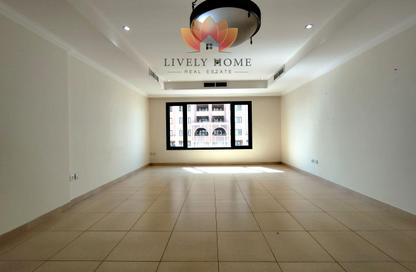 Apartment - 1 - 2 for rent in West Porto Drive - Porto Arabia - The Pearl Island - Doha Apartment - 1 - 2 for rent in West Porto Drive - Porto Arabia - The Pearl Island - Doha