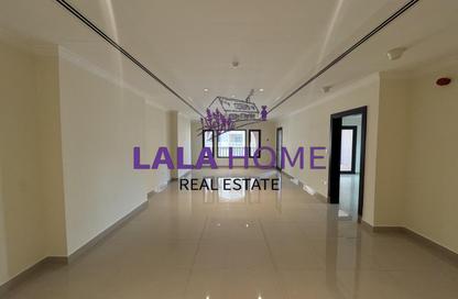 Apartment - 1 Bedroom - 2 Bathrooms for rent in Marina Gate - Porto Arabia - The Pearl Island - Doha Apartment - 1 Bedroom - 2 Bathrooms for rent in Marina Gate - Porto Arabia - The Pearl Island - Doha