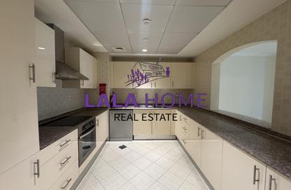 Apartment - 1 Bedroom - 2 Bathrooms for rent in Marina Gate - Porto Arabia - The Pearl Island - Doha