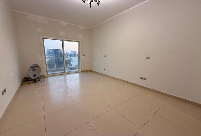 1020784 - Property Image 2