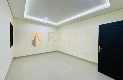 Apartment - 2 Bedrooms - 2 Bathrooms for rent in Madinat Khalifa Building 58 - Madinat Khalifa South - Madinat Khalifa - Doha