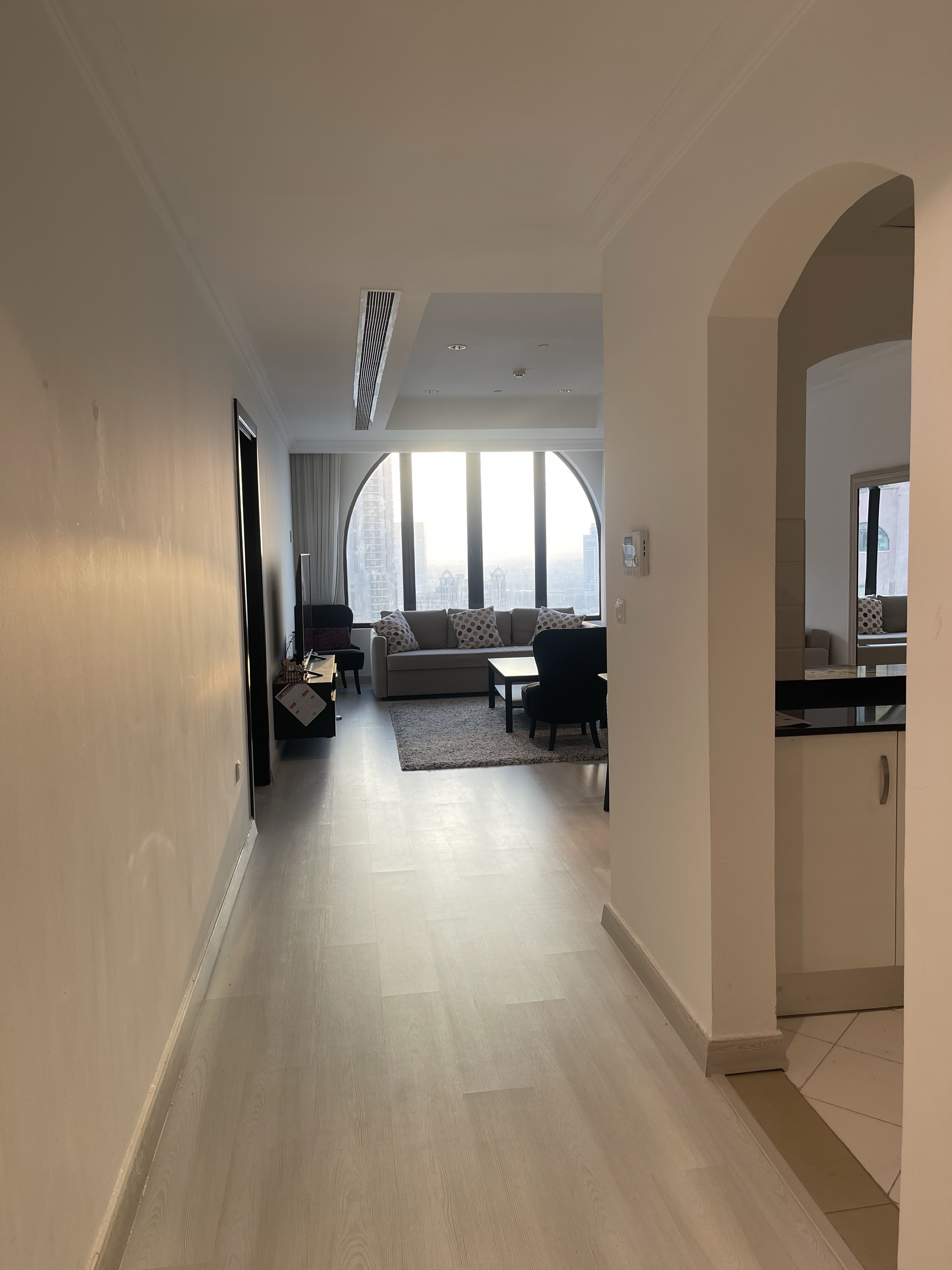 LAVIIS FF 1 BEDROOM APARTMENT IN HEART OF PEARL thumbnail 13