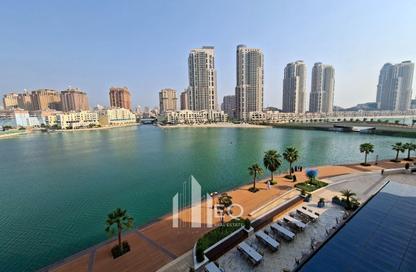 Apartment - 1 Bedroom - 2 Bathrooms for rent in Crystal Residence - Gewan Island - The Pearl Island - Doha
