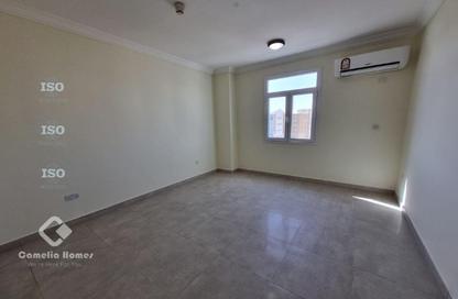 Apartment - 3 Bedrooms - 3 Bathrooms for rent in Al Sadd Road - Al Sadd - Doha