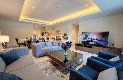 Apartment - 3 Bedrooms - 5 Bathrooms for rent in Abraj Bay - Abraj Quartiers - The Pearl Island - Doha