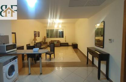 Apartment - 1 Bedroom - 1 Bathroom for rent in Musheireb - Musheireb - Doha