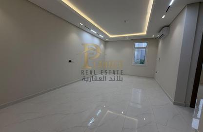 Apartment - 3 - 3 for rent in Fereej Bin Omran - Doha