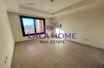 Apartment - 1 Bedroom - 2 Bathrooms for sale in Piazza Arabia - Porto Arabia - The Pearl Island - Doha
