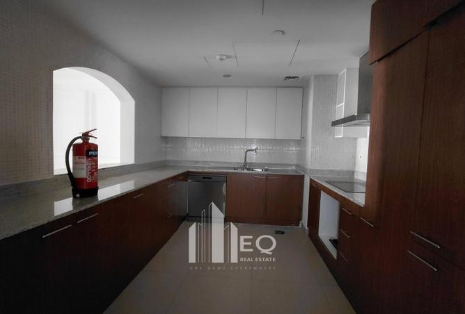56668130 - Property Image 3