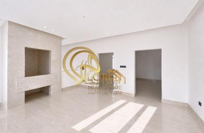 Villa - 6 Bedrooms - 7 Bathrooms for sale in Al Kheesa - Al Kheesa - Umm Salal Mohammed Villa - 6 Bedrooms - 7 Bathrooms for sale in Al Kheesa - Al Kheesa - Umm Salal Mohammed