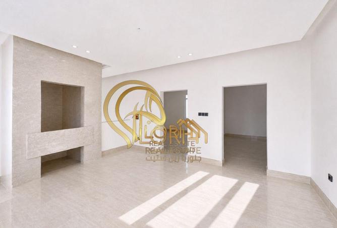 57406687 - Property Image 3