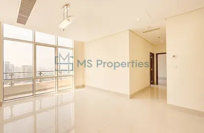 Apartment - 2 Bedrooms - 3 Bathrooms for rent in Lusail Marina Heights - Marina District - Lusail