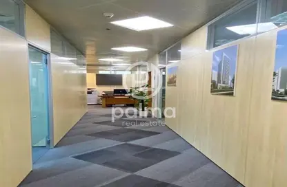 مساحات مكتبية - 6 غرف نوم - 2 حمامات للايجار في برج الفيصل - الدفنة - الدفينة - الدوحة