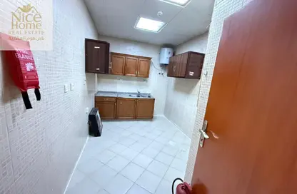 Apartment - 2 Bedrooms - 2 Bathrooms for rent in Al Sadd Road - Al Sadd - Doha Apartment - 2 Bedrooms - 2 Bathrooms for rent in Al Sadd Road - Al Sadd - Doha