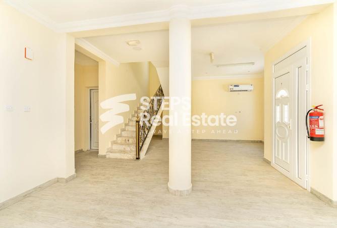60947374 - Property Image 2