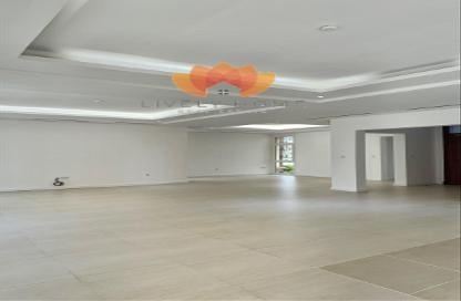 Villa - 4 Bedrooms - 6 Bathrooms for rent in West Bay Lagoon Villas - West Bay Lagoon - West Bay Lagoon - Doha