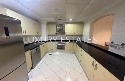 Apartment - 1 Bedroom - 2 Bathrooms for rent in West Porto Drive - Porto Arabia - The Pearl Island - Doha Apartment - 1 Bedroom - 2 Bathrooms for rent in West Porto Drive - Porto Arabia - The Pearl Island - Doha